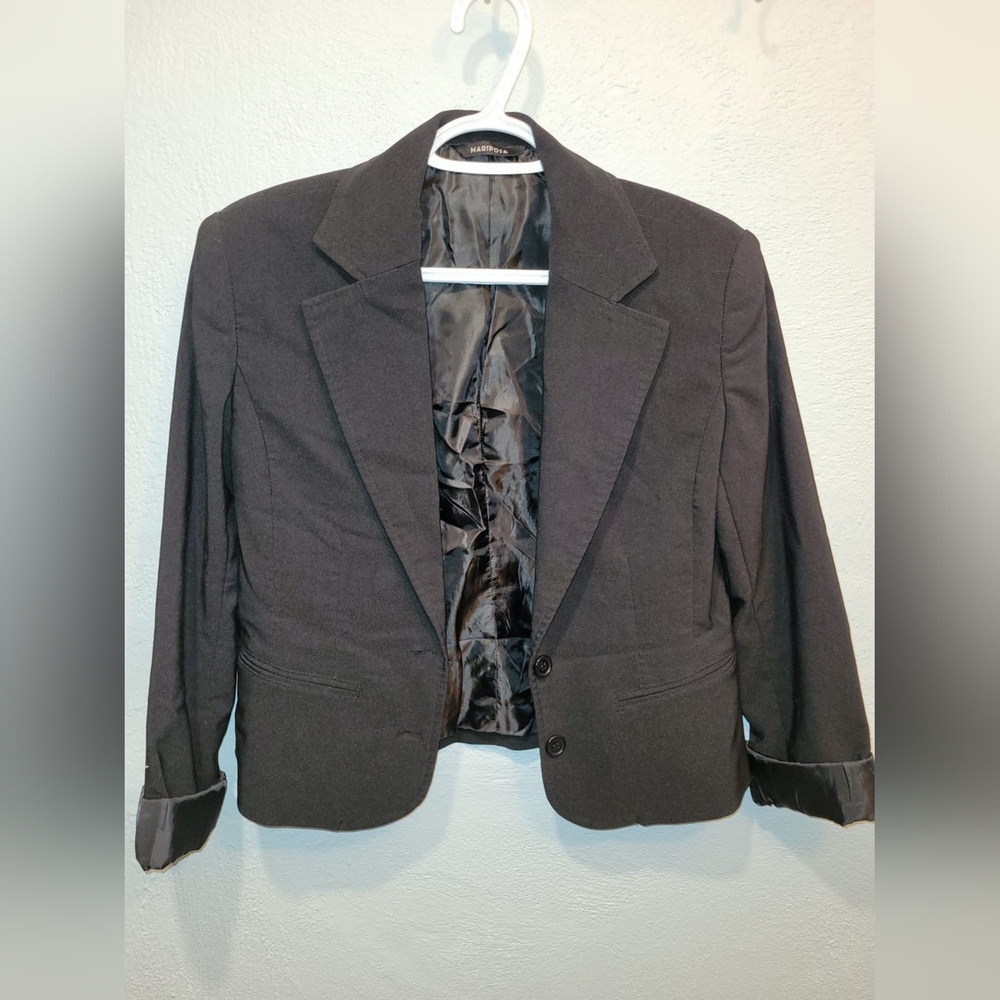 Mariposa Black Blazer with Notched Lapels and Textured Fabric